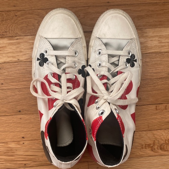 Converse High-Tops with Red and Black Design - Picture 4 of 4